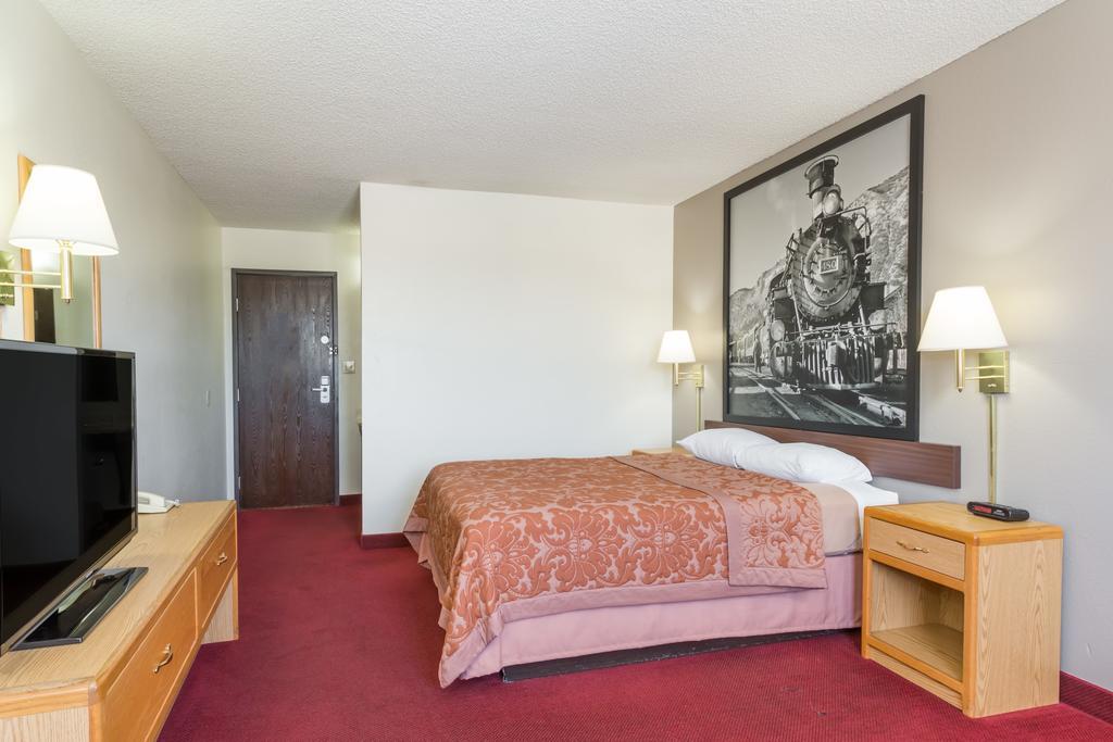 Super 8 By Wyndham Grand Junction Colorado Hotel Luaran gambar